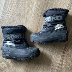 Child Size Sorel Commander Snow Boots